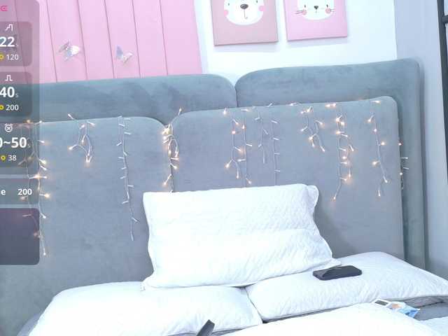 ZaharaFox2 live cam on BongaCams