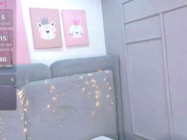 ZaharaFox2 webcam