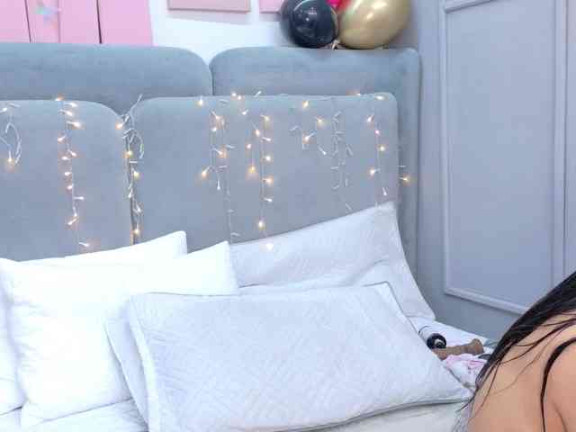 ZaharaFox2 webcam