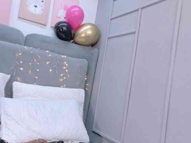 ZaharaFox2 webcam
