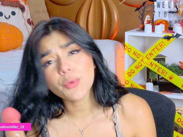 Paulinamiller live cam on BongaCams