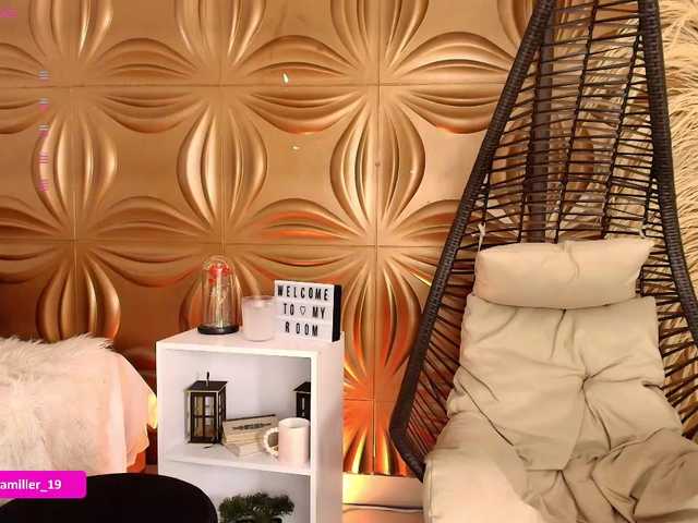 Paulinamiller live cam on BongaCams