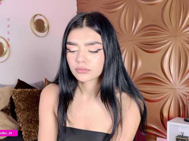 Paulinamiller live cam on BongaCams