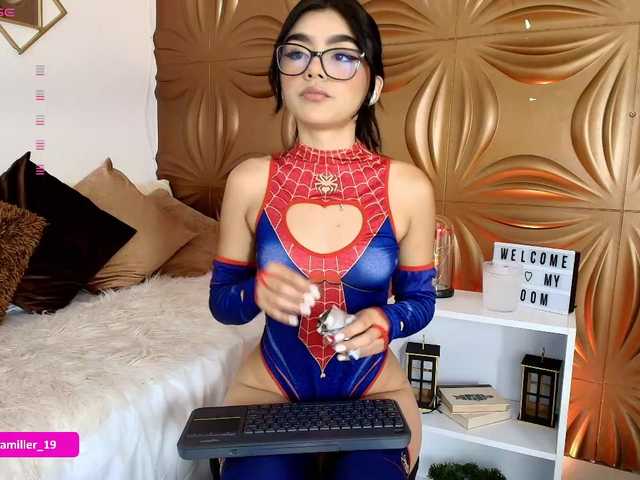 Paulinamiller live cam on BongaCams