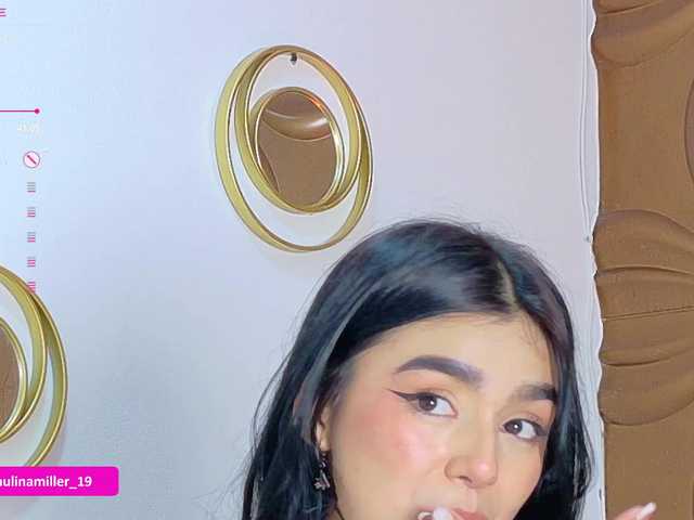 Paulinamiller live cam on BongaCams