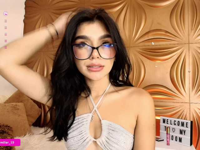 Paulinamiller live cam on BongaCams
