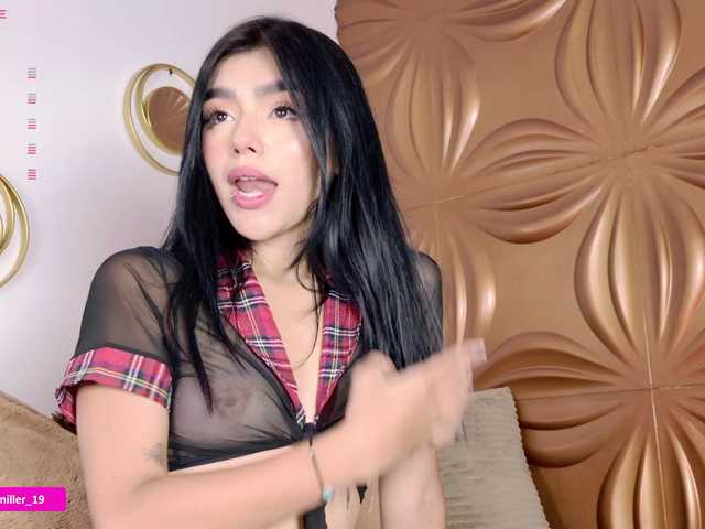 Paulinamiller live cam on BongaCams