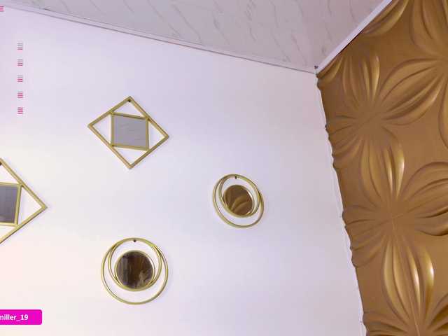 Paulinamiller live cam on BongaCams