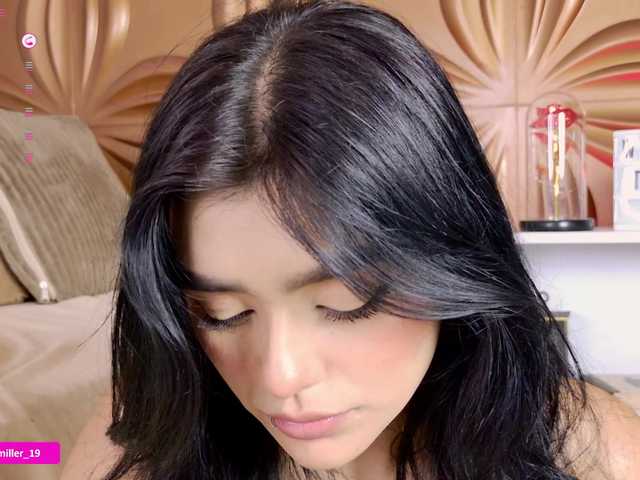 Paulinamiller live cam on BongaCams