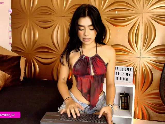 Paulinamiller live webcam show