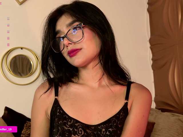 Paulinamiller live cam on BongaCams