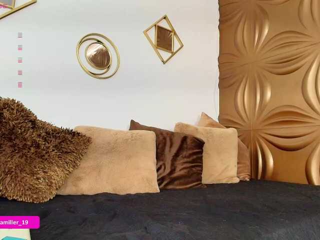 Paulinamiller live cam on BongaCams
