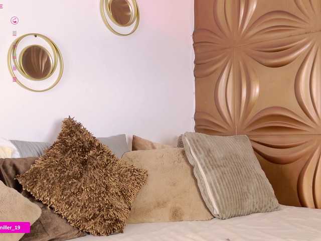 Paulinamiller live cam on BongaCams