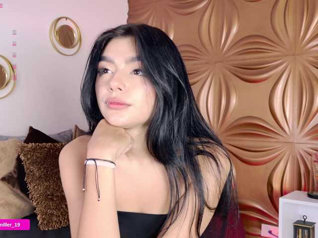 Paulinamiller live cam on BongaCams