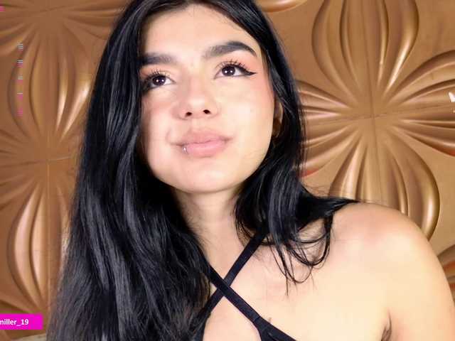 Paulinamiller live cam on BongaCams