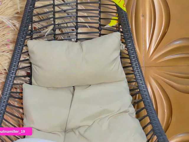 Paulinamiller live cam on BongaCams