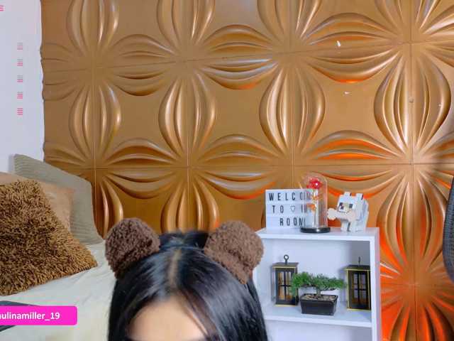 Paulinamiller live cam on BongaCams