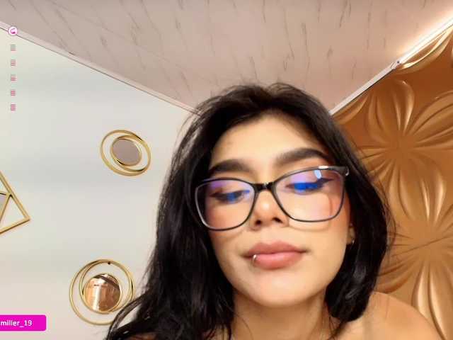 Paulinamiller live cam on BongaCams