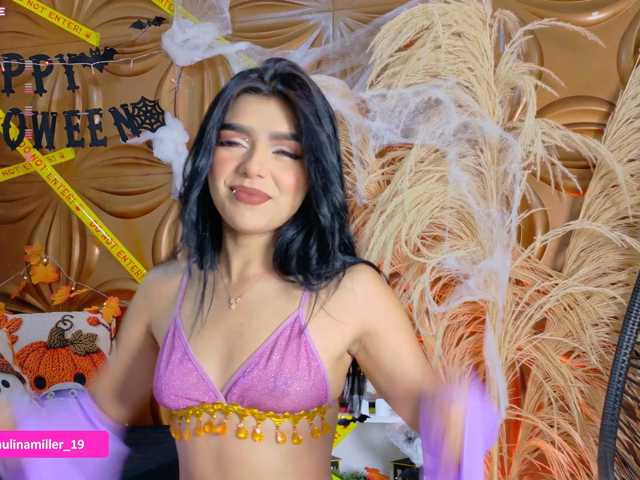 Paulinamiller live cam on BongaCams