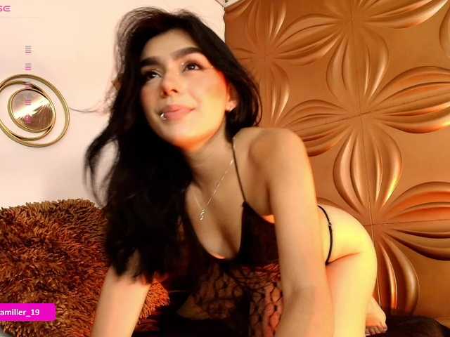 Paulinamiller live webcam show