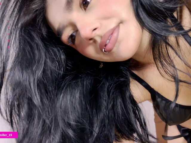 Paulinamiller live cam on BongaCams