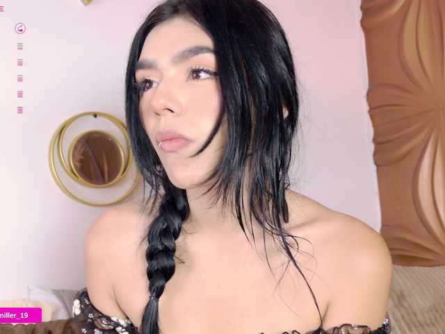Paulinamiller live cam on BongaCams