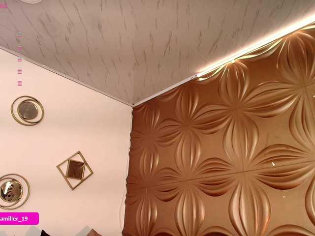 Paulinamiller live cam on BongaCams