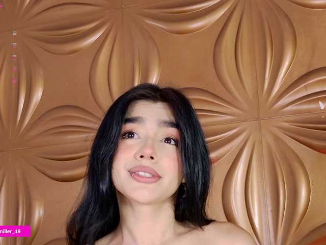 Paulinamiller live cam on BongaCams