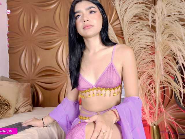 Paulinamiller live cam on BongaCams