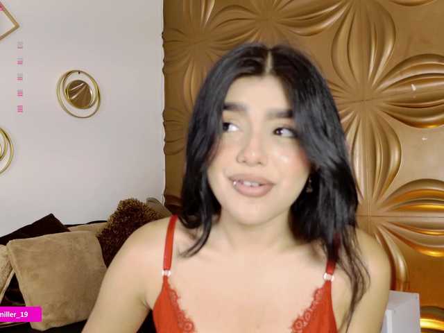 Paulinamiller live cam on BongaCams