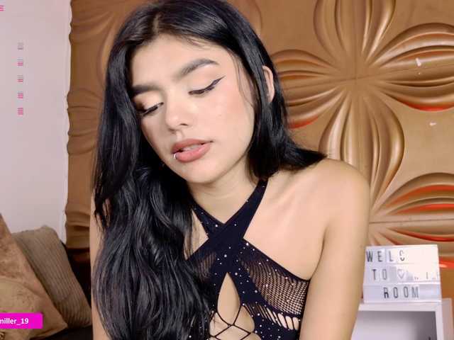 Paulinamiller live cam on BongaCams