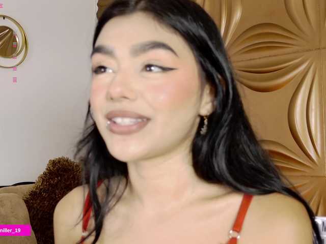 Paulinamiller live cam on BongaCams