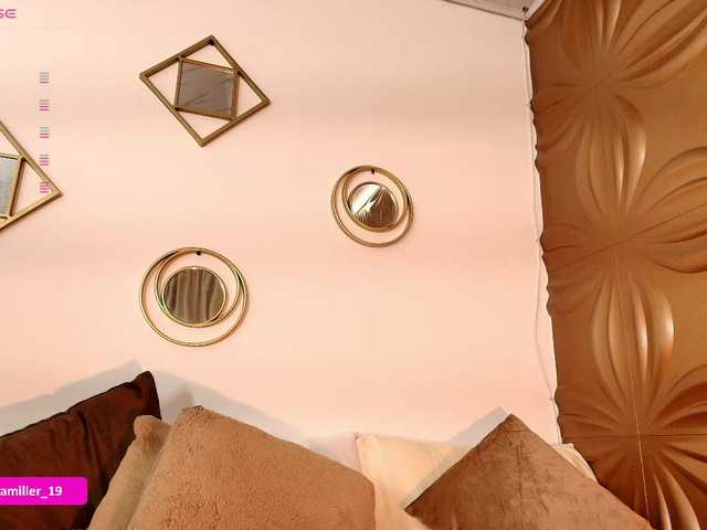 Paulinamiller live cam on BongaCams