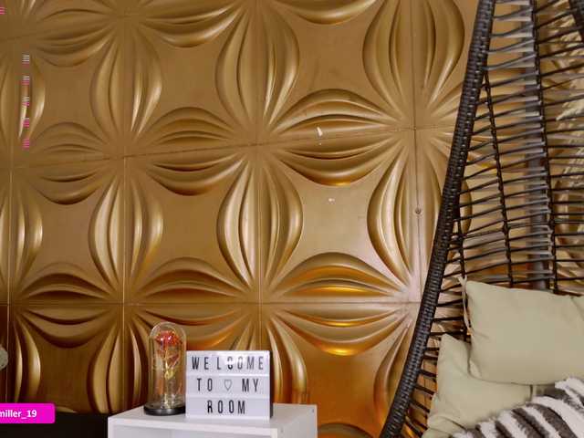 Paulinamiller live cam on BongaCams