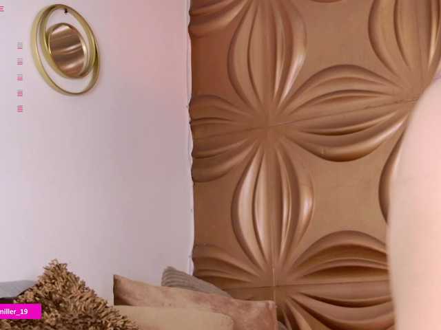 Paulinamiller live cam on BongaCams