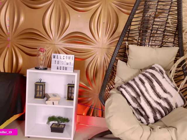 Paulinamiller live cam on BongaCams
