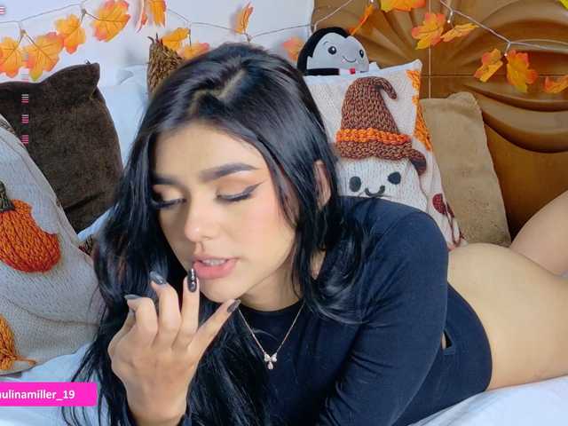 Paulinamiller live cam on BongaCams