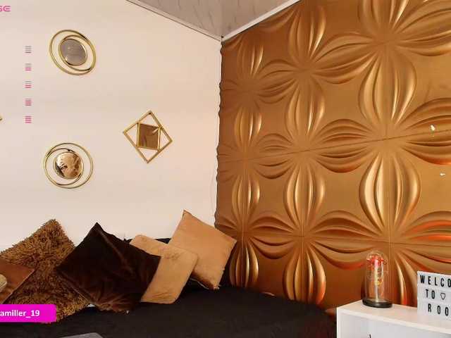 Paulinamiller live cam on BongaCams