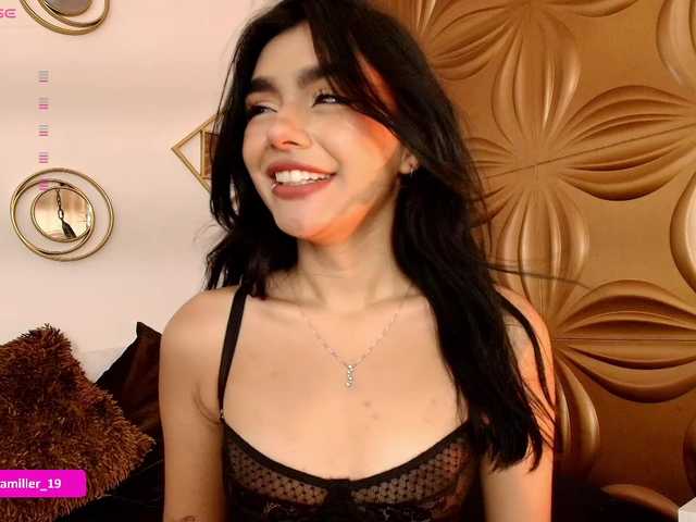 Paulinamiller live cam on BongaCams