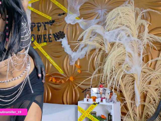 Paulinamiller live cam on BongaCams