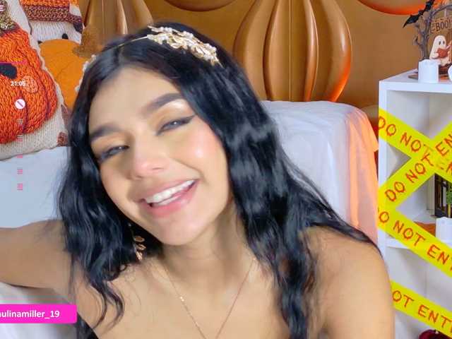 Paulinamiller live cam on BongaCams