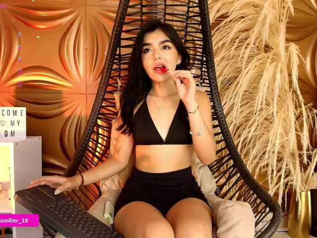 Paulinamiller live webcam show