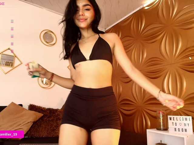 Paulinamiller live webcam show