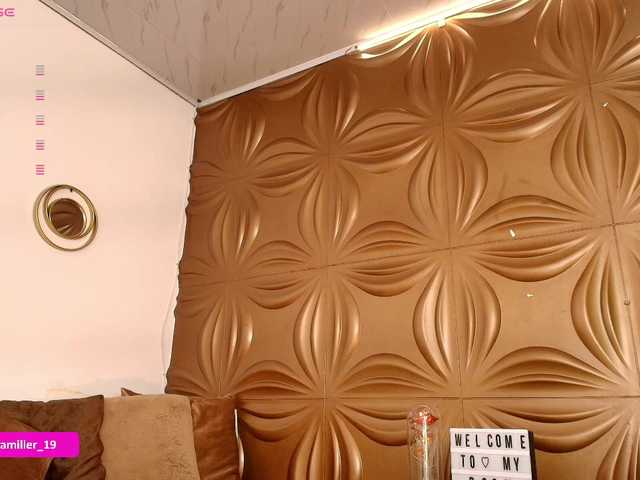 Paulinamiller live cam on BongaCams