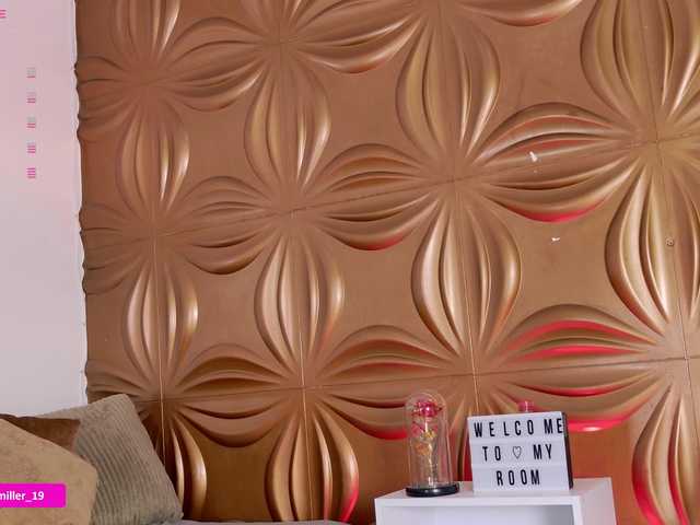 Paulinamiller live cam on BongaCams