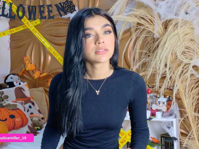 Paulinamiller live cam on BongaCams