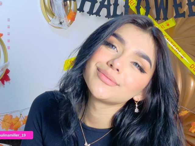 Paulinamiller live cam on BongaCams