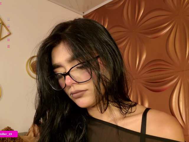 Paulinamiller live cam on BongaCams