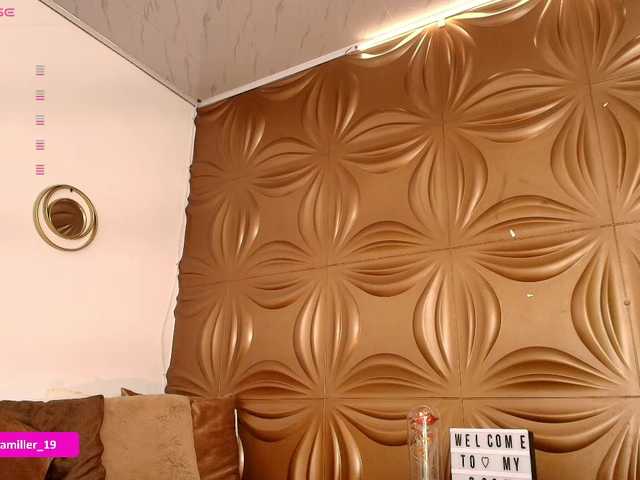 Paulinamiller live cam on BongaCams