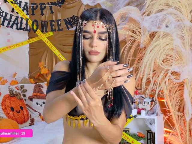 Paulinamiller live cam on BongaCams